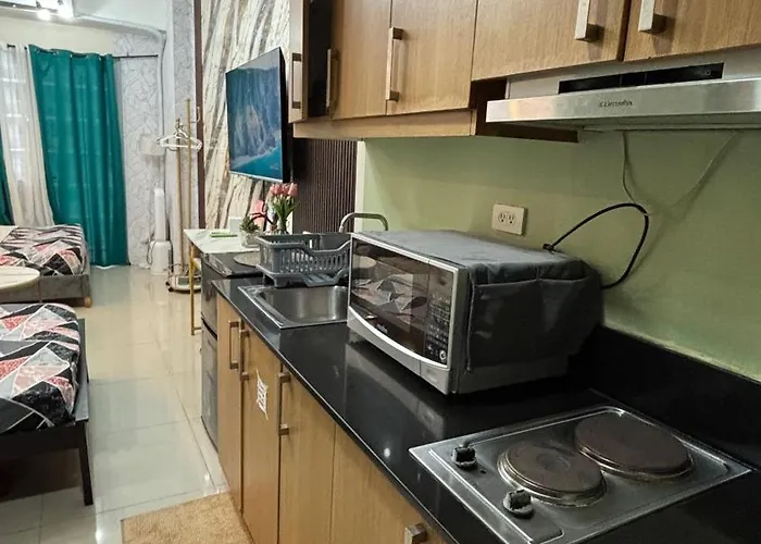 Apartment Staycation Shell Residences *